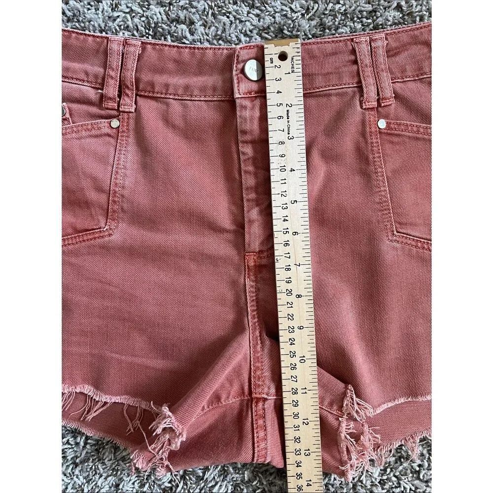 Like New! PAIGE Mayslie Utility Shorts Vintage Muted Clay in Size 32 - Picture 15 of 16